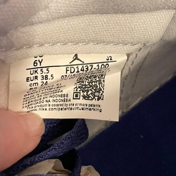 Nike Air Jordan 1 Retro High OG Womens 7.5 Youth 6 EU 38.5 UK 5.5 Sneakers $140 - Picture 13 of 14